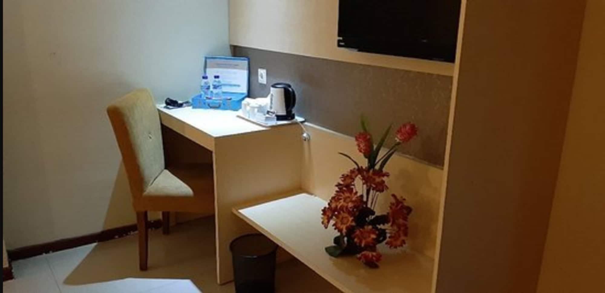 Her Hotel & Trade Center Balikpapan Luaran gambar