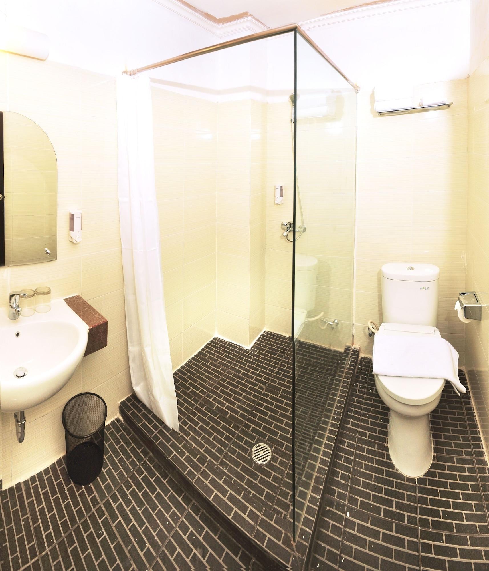 Her Hotel & Trade Center Balikpapan Luaran gambar