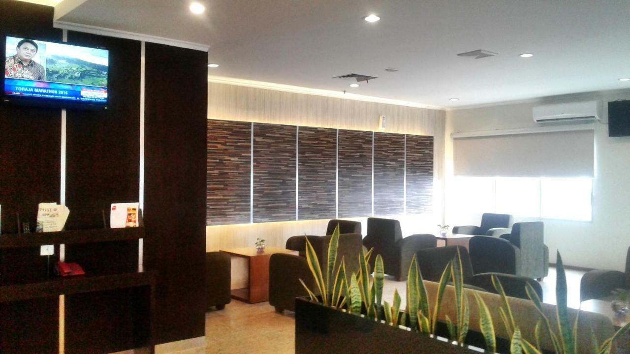 Her Hotel & Trade Center Balikpapan Luaran gambar